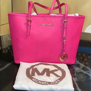 Michael Kors Jet Set Travel Tote